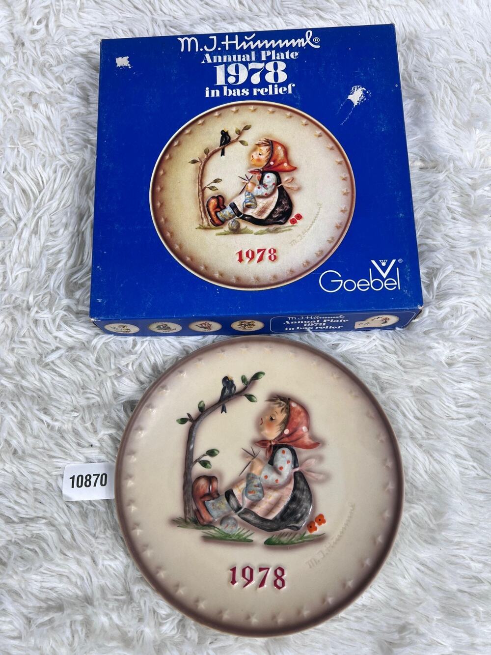 M.J. Hummel 1978 Collectors Anual Plate 8th Annual HUM 271 Goebel W Germany